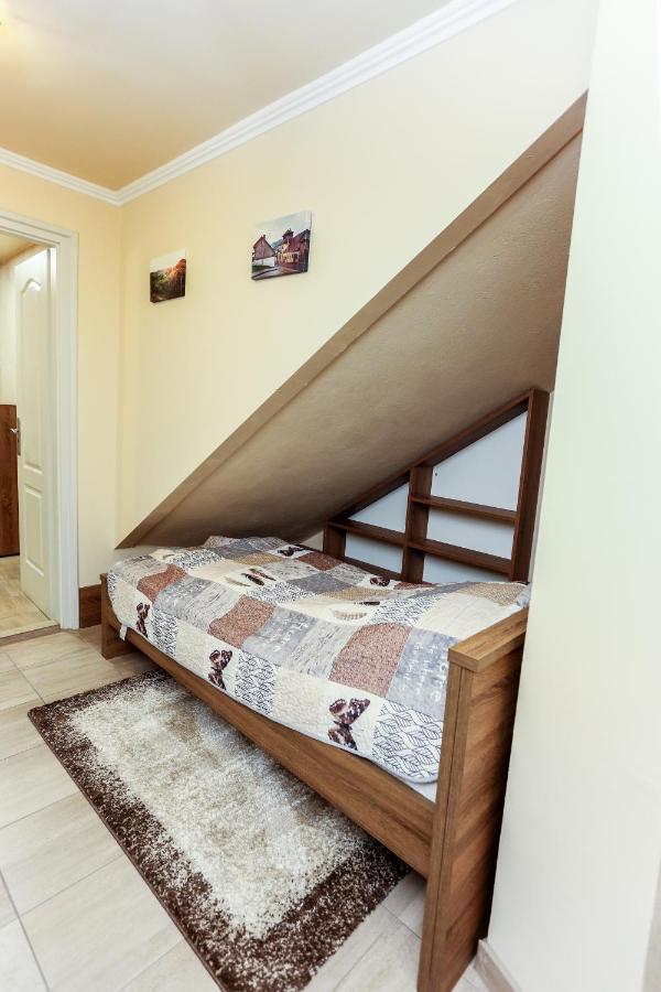 Gárdi Apartman Szekszárd Exterior foto