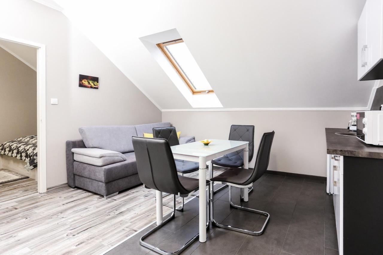Gárdi Apartman Szekszárd Exterior foto